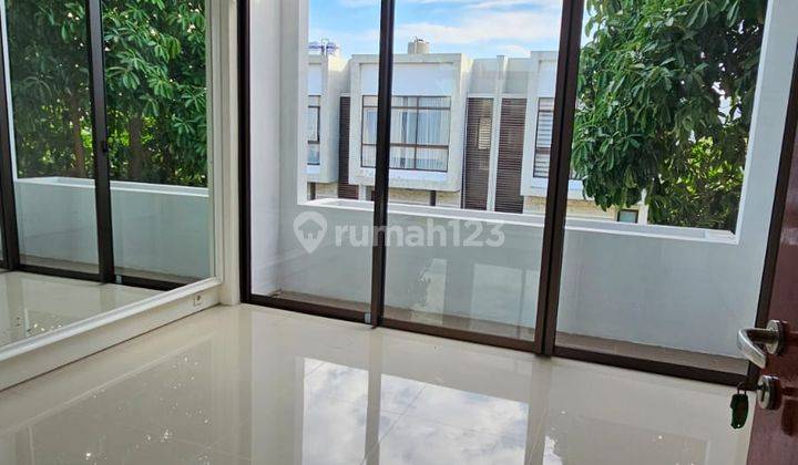 Jual Rumah Graha Natura Ex Show Unit 2