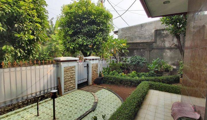 Rumah Mewah di Komplek Elit di Jaka Permai, Bekasi Barat 2