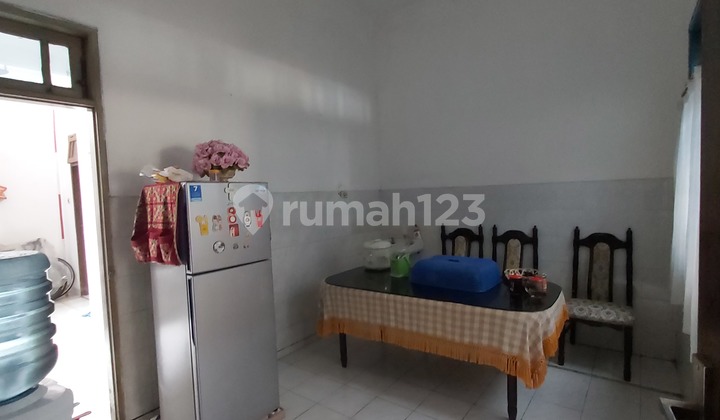 Rumah Mewah di Komplek Elit di Jaka Permai, Bekasi Barat 7