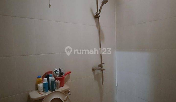 Rumah Tanah Luas 2 Lantai di Komplek di Jatiwaringin, Bekasi 12