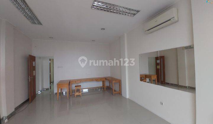 Ruko 3 Lantai Tanah Luas di Caman Jatibening, Bekasi 9