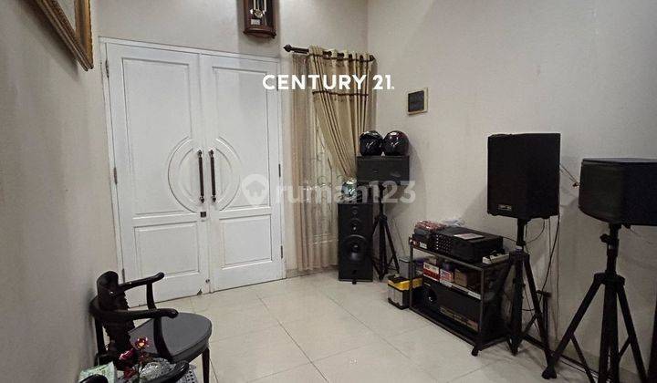 DIJUAL RUMAH EXCLUSIVE ASRI  NYAMAN DI BEKASI 2