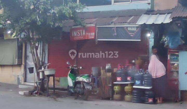 Disewakan ruang usaha untuk dagang 2 lantai pinggir jalan besar di Rawasari 1