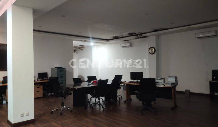 Gedung Kantor 3 Lantai Rawasari Cempaka Putih Jakarta Pusat 2