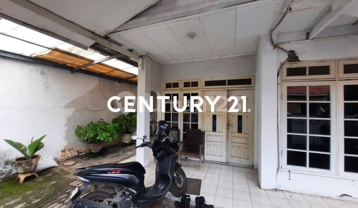House in the Rawamangun area, East Jakarta 2