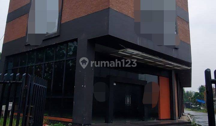 Gedung Kantor, Lahan Dan Bengkel Di Kebayoran Lama 2