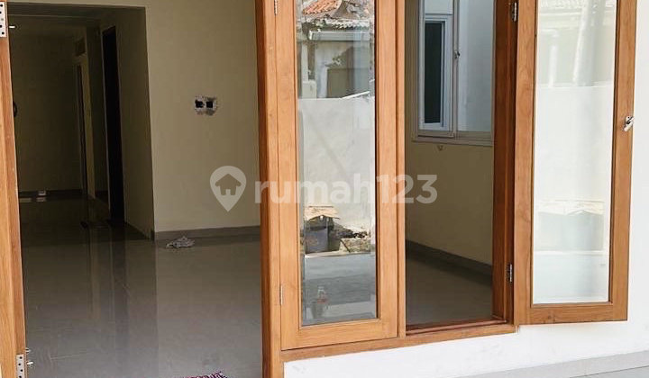 Dijual Cepat Mesin Uang Rumah Baru Bonus 6 Kamar Kos Kemayoran Dijual Cepat Mesin Uang Rumah Baru Bonus 6 Kamar Kos Kemayoran