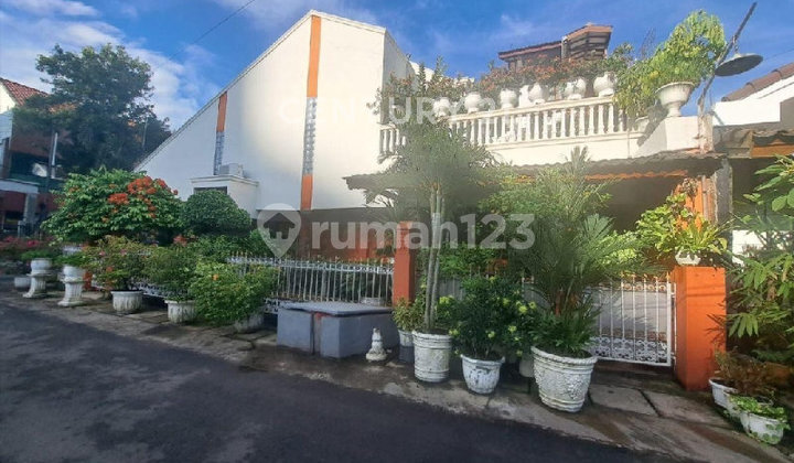 Rumah Asri dan Nyaman 2Lantai Lokasi Premium di Salemba Jakpus