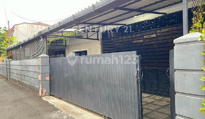 Rumah Hadap Selatan Tebet Barat Jakata Selatan
