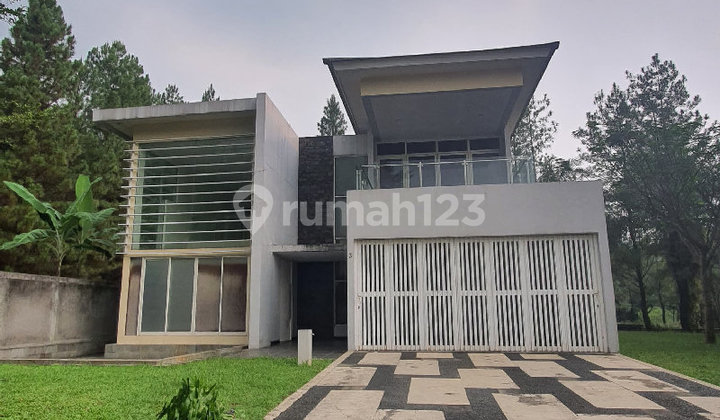 RUMAH RESORT MEWAH HARGA BERSAHABAT DI CLUSTER EKSLUSIF SENTUL