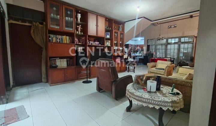 Rumah Masih Kokoh Siap Huni Lokasi Premium Di Cempaka Putih 
 2