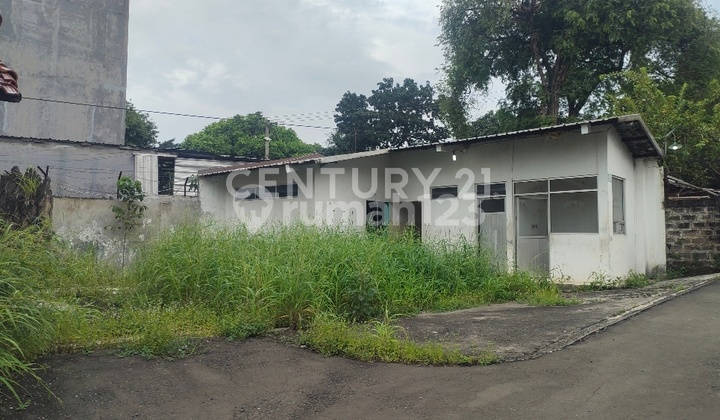 Largest Warehouse with 40-Foot Container Access on Bogor Main Road Largest Warehouse with 40-Foot Container Access on Bogor Main Road