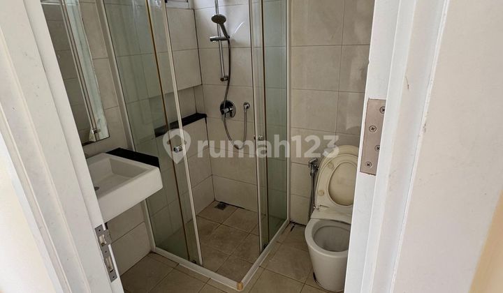 Rumah di Green Lake City Luas 6X15 2 Lantai Bagus Siap Huni 2