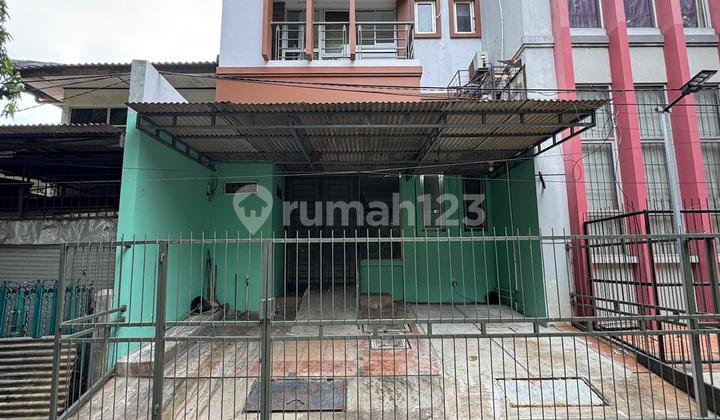 Ruko di Bojong Indah Jakarta Barat 3 Lantai Siap Huni Strategis