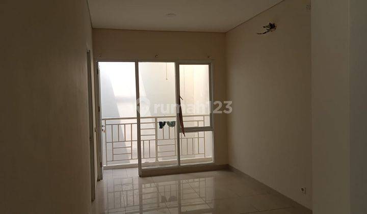 Rumah di Cattelya banjar wijaya 2 Lantai SHM Bagus Semi Furnished  3