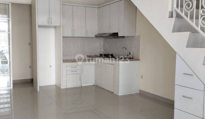 Rumah Di Green Lake City, Ukuran 4x12, Shm, Semi Furnished 1