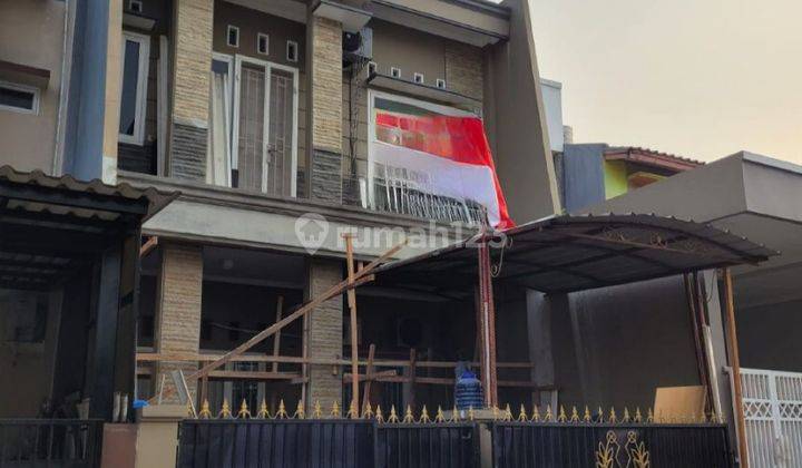 Rumah 2.5 Lantai SHM Bagus Utara luas 90 meter  1