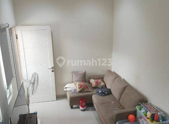 Rumah Di Kosambi Jakarta Barat Luas 5.5x10m 2lt Shm Semi Furnish 2