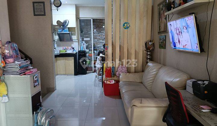 Rumah Di Green Puri Jakarta Barat Luas 6x15 2 Lantai Shm Furnish 1