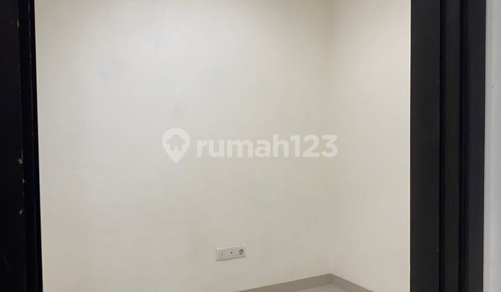 Rumah Di Green Village Tangerang Luas 4x12 2 Lantai View Taman 2