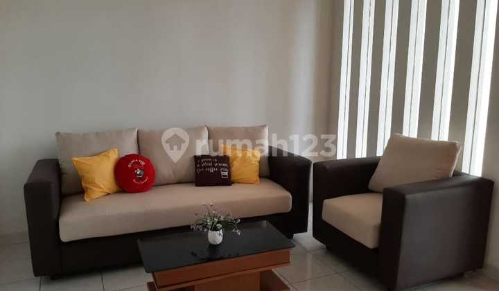 Rumah Bagus di De Park Bsd Tangerang Luas 10X30 Full Furnished