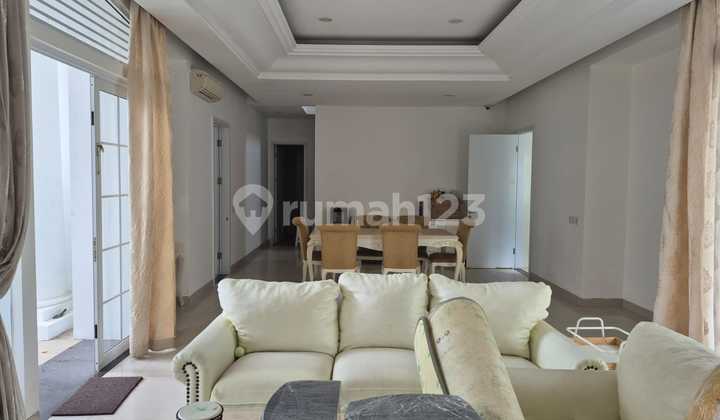 Rumah di Bsd De Park Tangerang Luas Tanah 680 M2 SHM Furnished 2