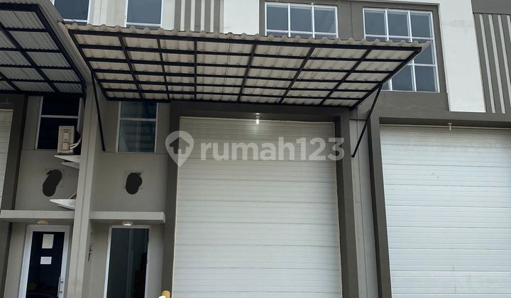 Gudang The Store Greenlake City Cipondoh Tangerang Luas 7X20m Gudang The Store Greenlake City Cipondoh Tangerang Luas 7X20m