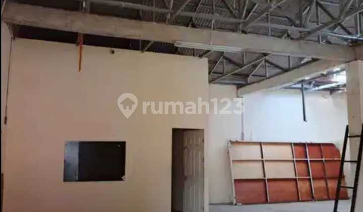 Warehouse in Cipadu Tangerang, Area 165 M2, Includes Mess and Office