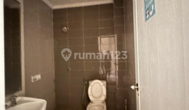 Ruko in Green Lake City Size 4.5x15 4 Floors Ready for Occupancy 2