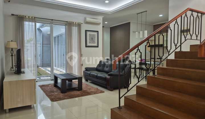 House in BSD Gree Wich Tangerang, Size 8x20m, 2 Floors, Semi-Furnished 2