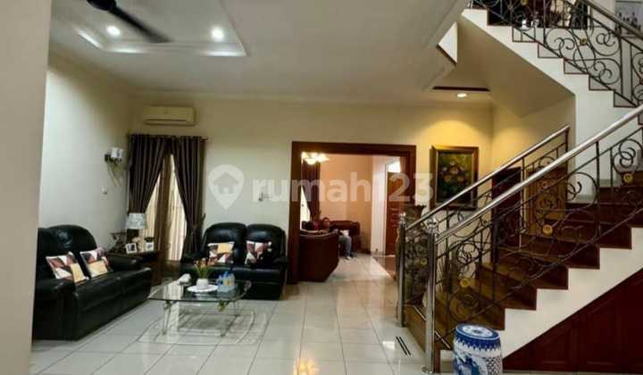 Nice House in Permata Buana West Jakarta Size 10x20m 2 Floors SHM