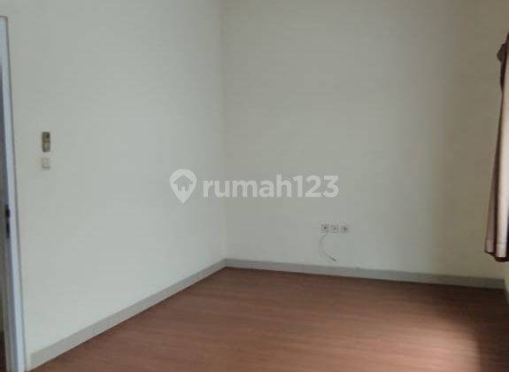 Rumah Di Green Lake City Luas 6x15 2 Lantai Berikut 3 Unit Ac 2