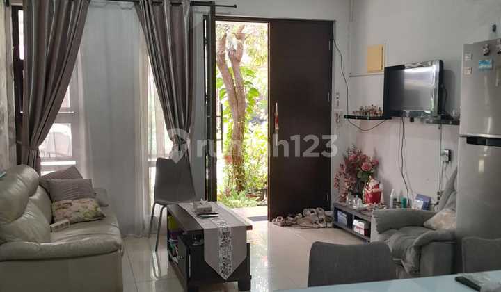 Nice House Ready to Live In Green Lake City Size 8x15 2 Floors Neat Nice House Ready to Live In Green Lake City Size 8x15 2 Floors Neat