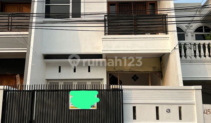 Rumah Di Tomang Jakarta Barat Luas 7x16 3 Lantai Lokasi Strategis