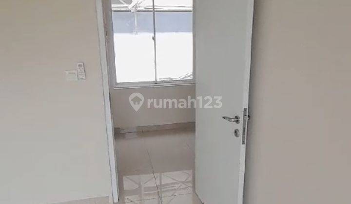 Rumah 2 Lantai Di Green Puri Jakarta Barat Luas 6x15m Berikut Ac 2