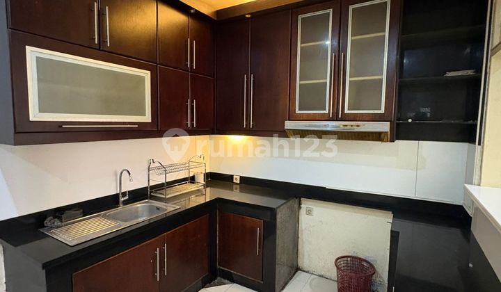 Rumah di Kembangan Baru Jakarta Barat 6X16 2Lt SHM Semi Furnished 2