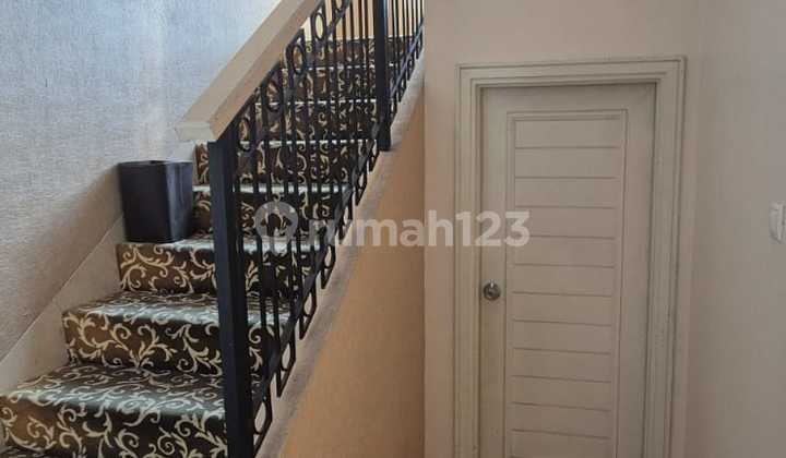 Rumah Bagus 3 Lantai Di Onyx Alam Sutera Tangerang Semi Furnished 1