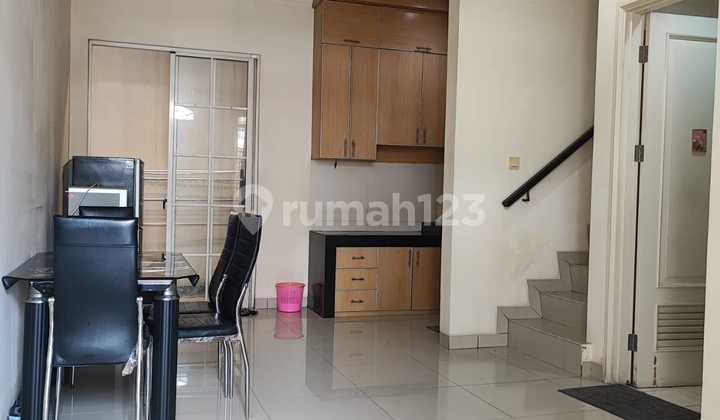 Rumah di Green Lake City Luas 6X15m 2 Lantai Siap Huni Furnished