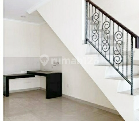 Rumah Bagus di Green Lake City Luas 4X12m 2 Lantai Siap Huni 2