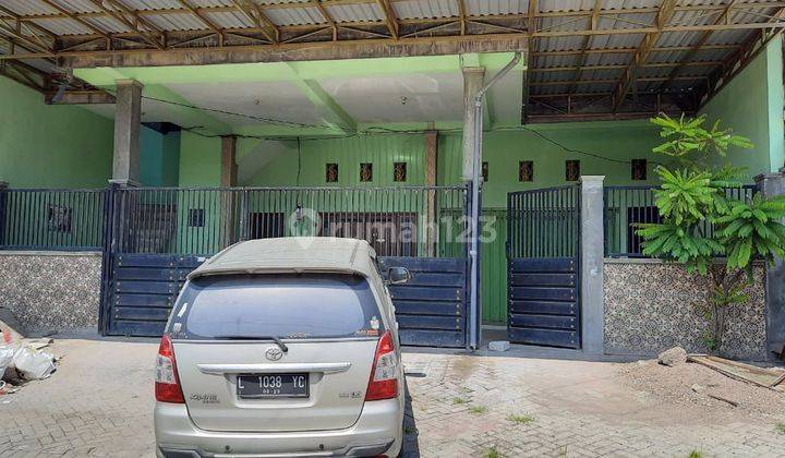 Rumah 2 Lantai Bagus di Jalan Ikan Duyung, Surabaya 1