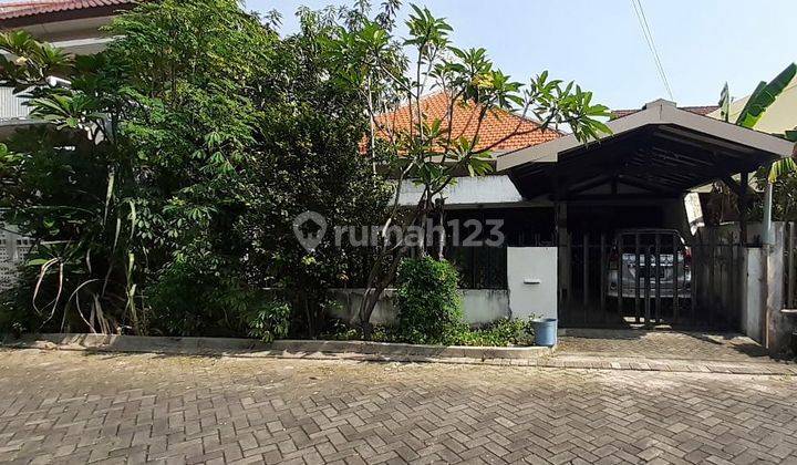 Rumah Bagus SHM di Prapen Indah, Surabaya 1