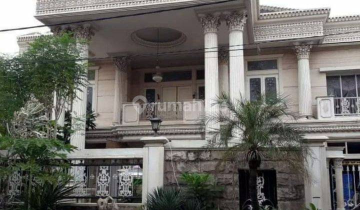 Rumah 2 Lantai Bagus SHM di Barata Jaya, Surabaya 1