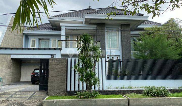 Rumah 2 Lantai Bagus SHM di Klampis Anom, Surabaya 1