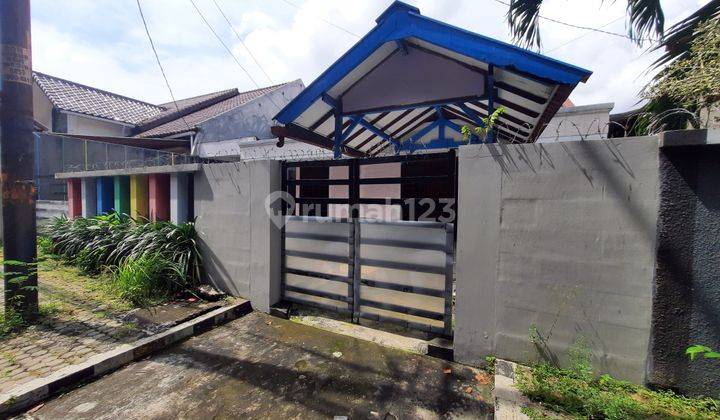 Rumah Bagus SHM di Rungkut Asri, Surabaya 1