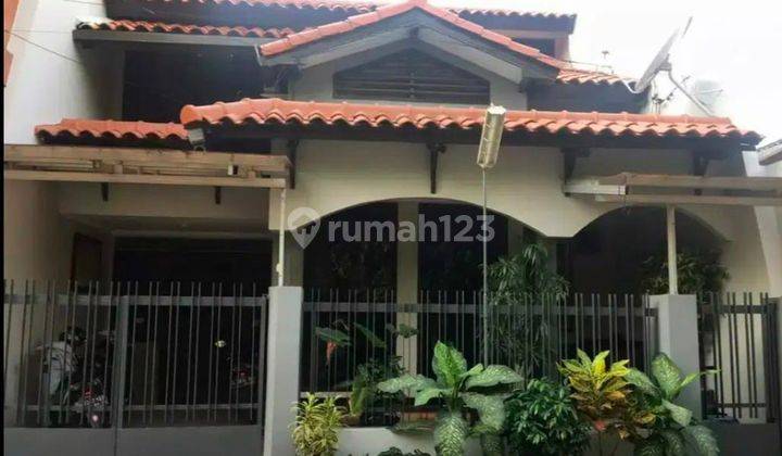 Rumah 2 Lantai di Pucang Anom, Surabaya 1