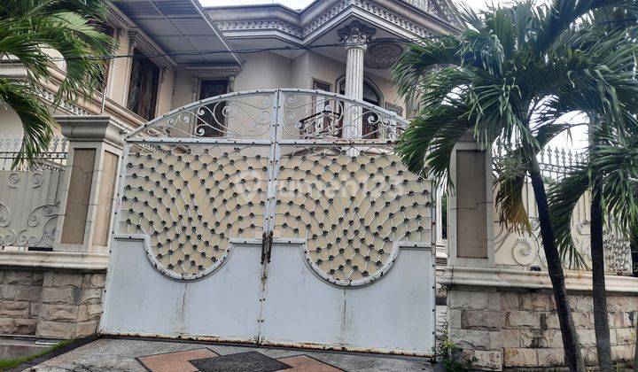 Rumah 2 Lantai Bagus Sertifikat Hak Milik di Babatan Pratama, Surabaya 1