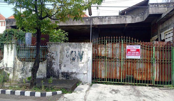 Rumah Bagus SHM di Jl Kampar, Surabaya 1