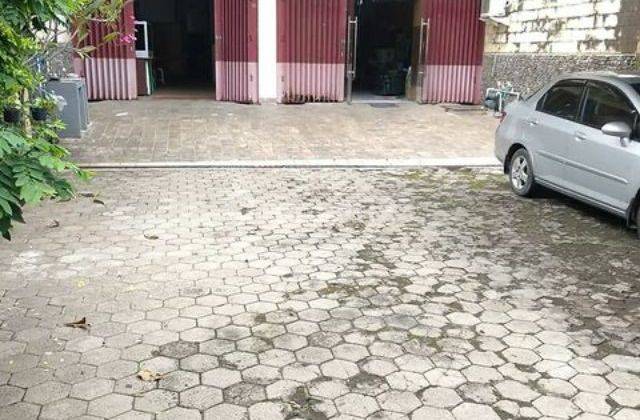 Rumah 2 Lantai Bagus SHM di Sukosemolo, Surabaya 2