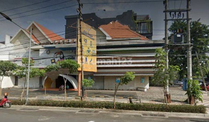 Rumah Bagus SHM di Dr Sutomo, Surabaya 1