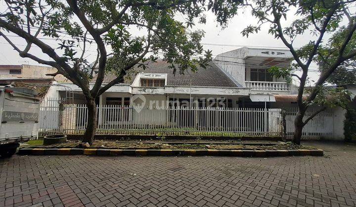 Rumah 2 Lantai Bagus HGB di Dukuh Kupang, Surabaya 1